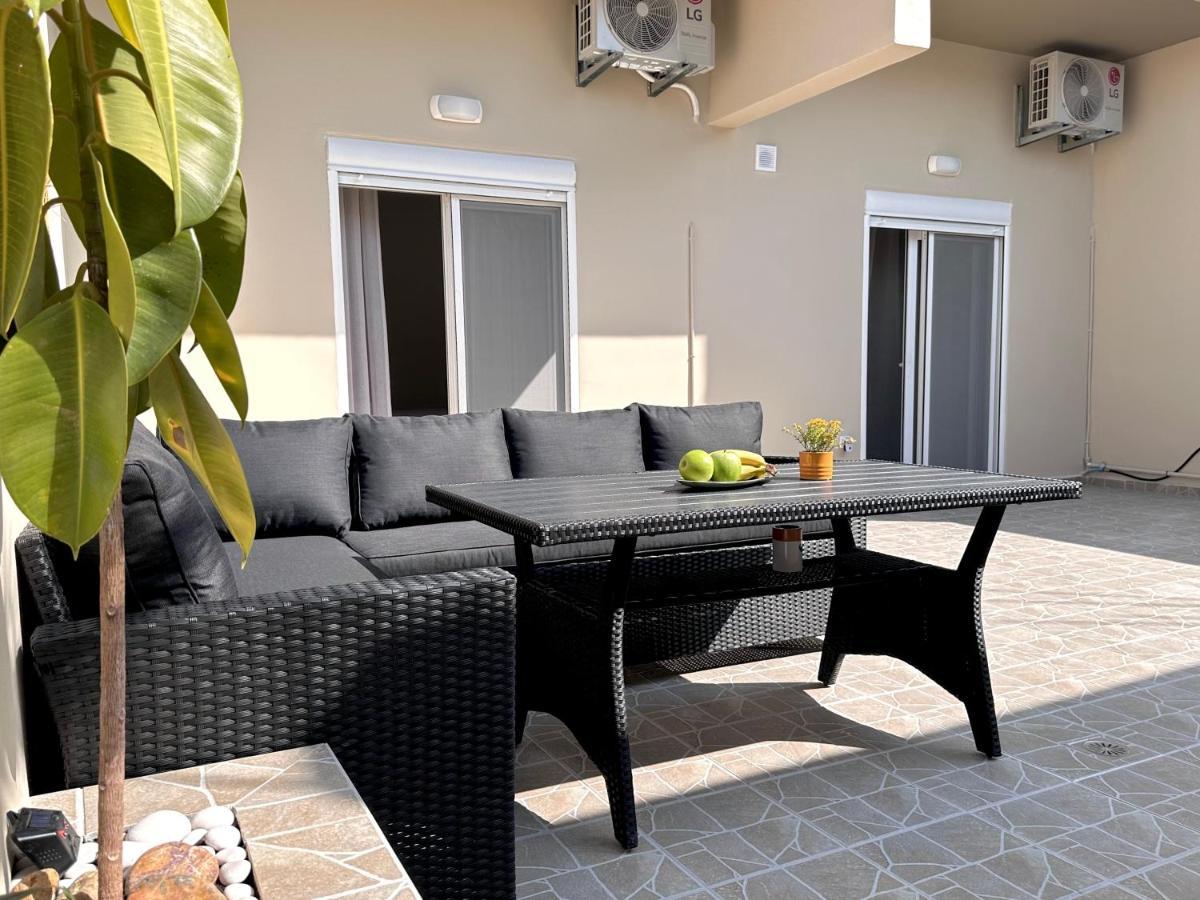 Seaside Deluxe Apartment Jalisos Zewnętrze zdjęcie